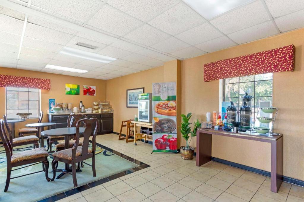 Quality Inn Cordele Bagian luar foto