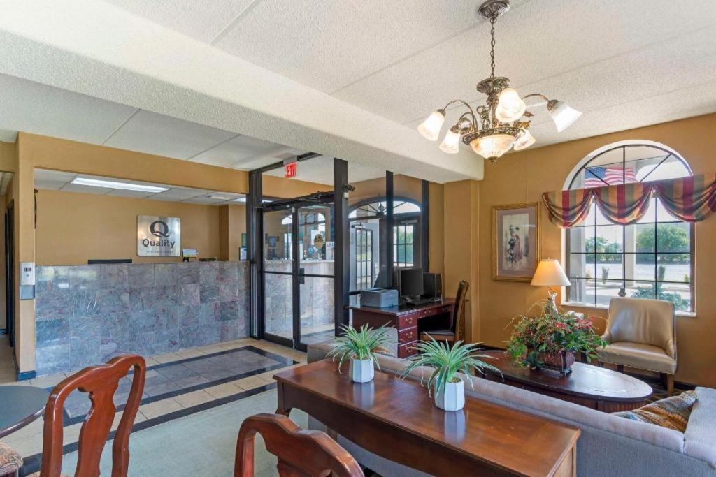 Quality Inn Cordele Bagian luar foto